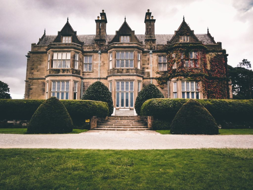 Muckross House